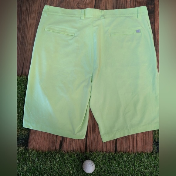 Peter Millar Mens Golf Shorts 
36” waist 9” inseam 
Lime Green - Picture 4 of 7